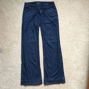 Wide leg trouser Jean.